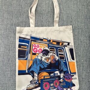 Dunkin' × Knicks Limited Edition Collab tote by
MadSteez